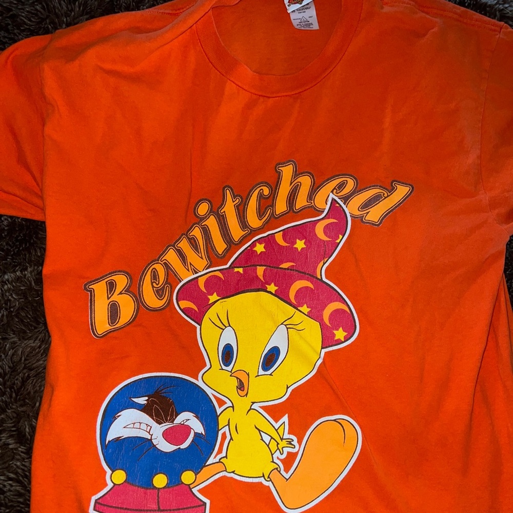 Vintage looney tunes Halloween tweety